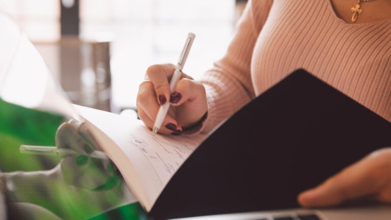 5 divertidas maneras de avanzar mi proyecto cuando no quiero escribir